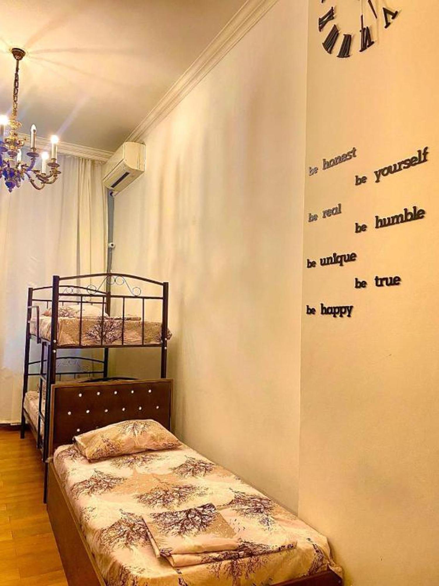 S T Hostel Formerly Sth Hostel Baku Ngoại thất bức ảnh