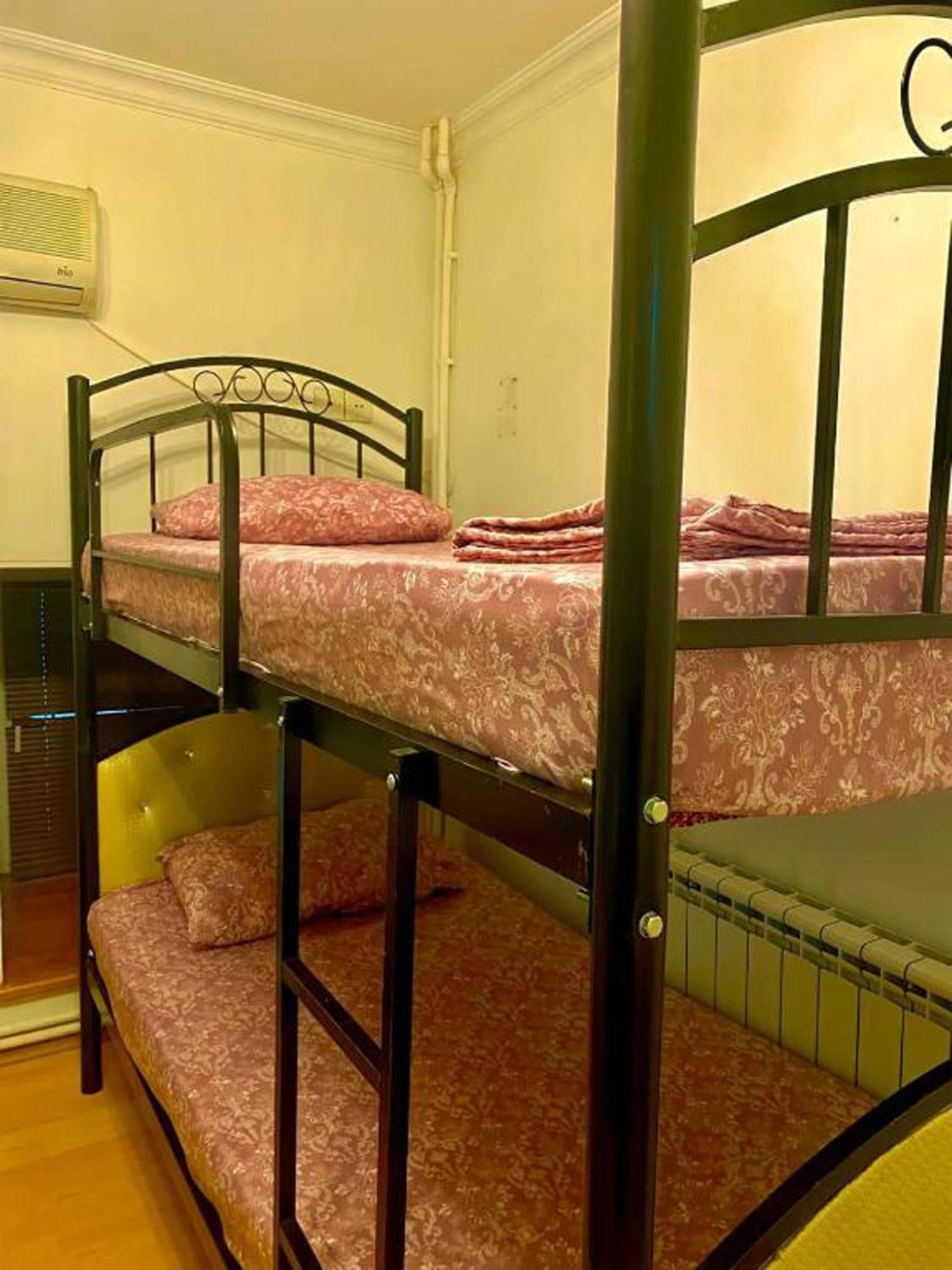 S T Hostel Formerly Sth Hostel Baku Ngoại thất bức ảnh